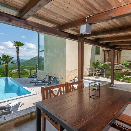 Villa Le Grand Cru Brkac