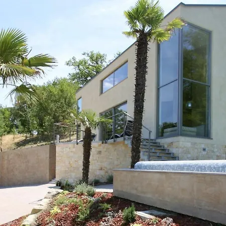 Villa Le Grand Cru *